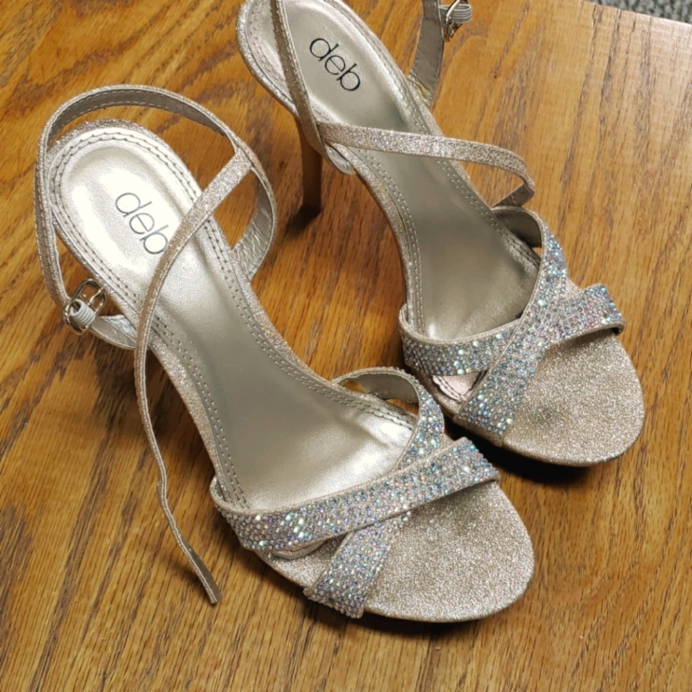 Gold strap dress shoe